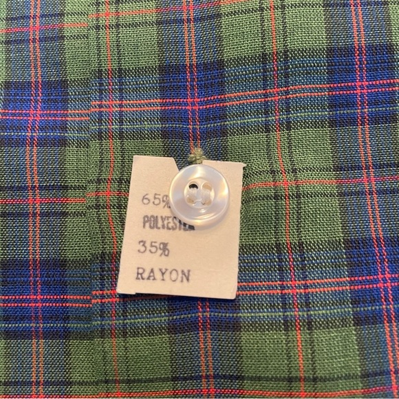 NWT Arrow Kent button down mens green/red shirt size 16 1/2” -34. - Picture 7 of 8